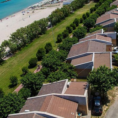 Residence Casabianca Porto San Giorgio Luaran gambar