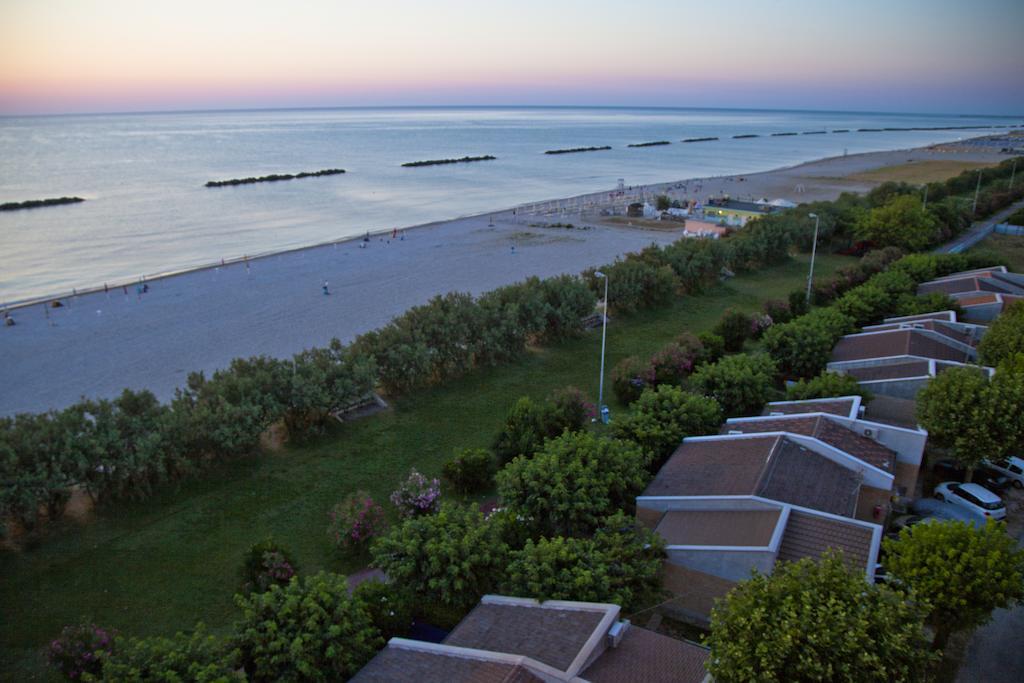 Residence Casabianca Porto San Giorgio Luaran gambar